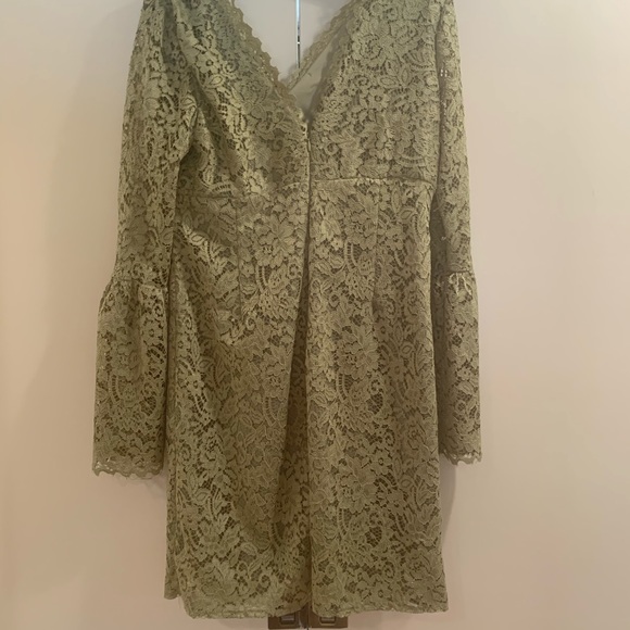 Betsy Johnson Lace Overlay Dress with Bell Sleeves - Picture 3 of 4